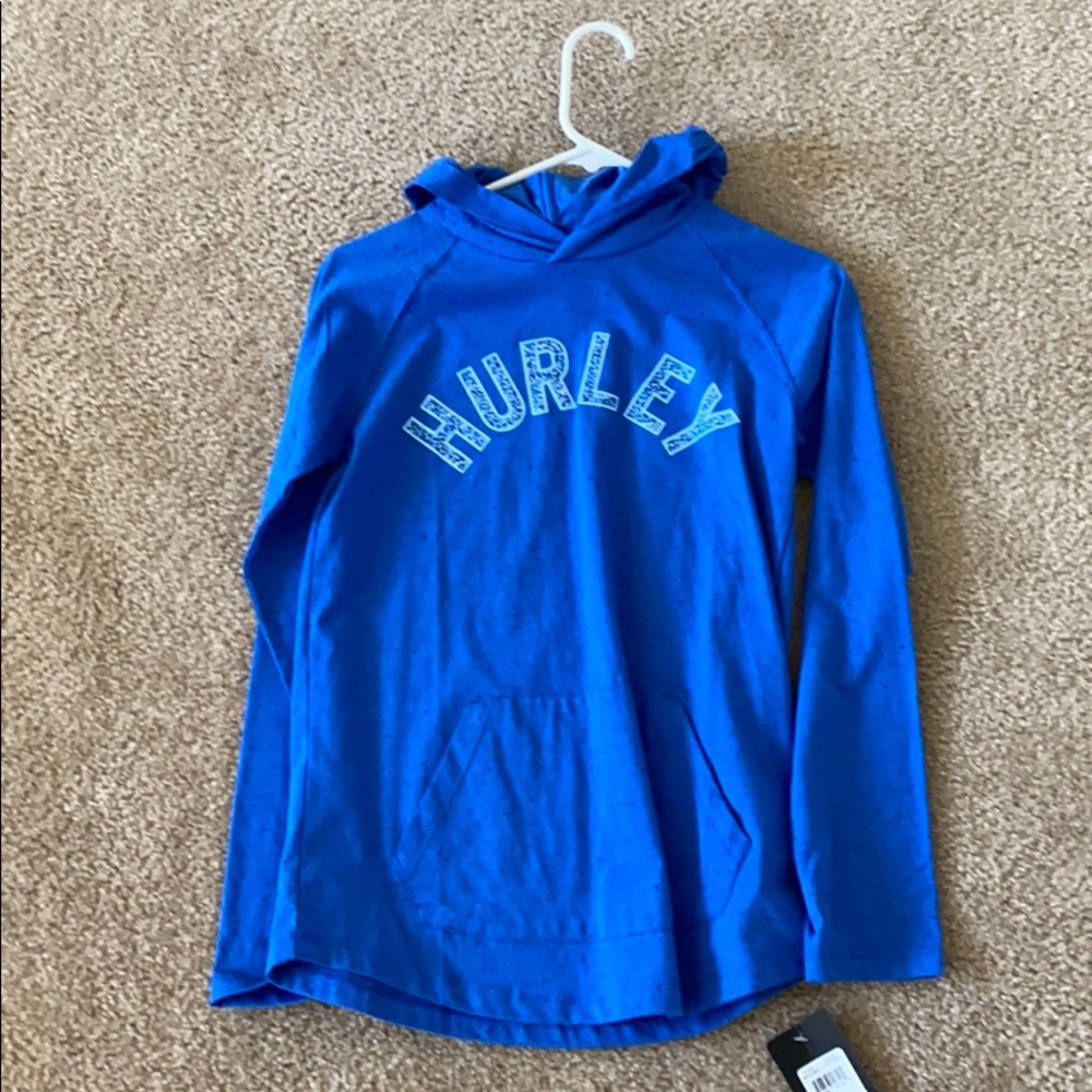 Long sleeve tee